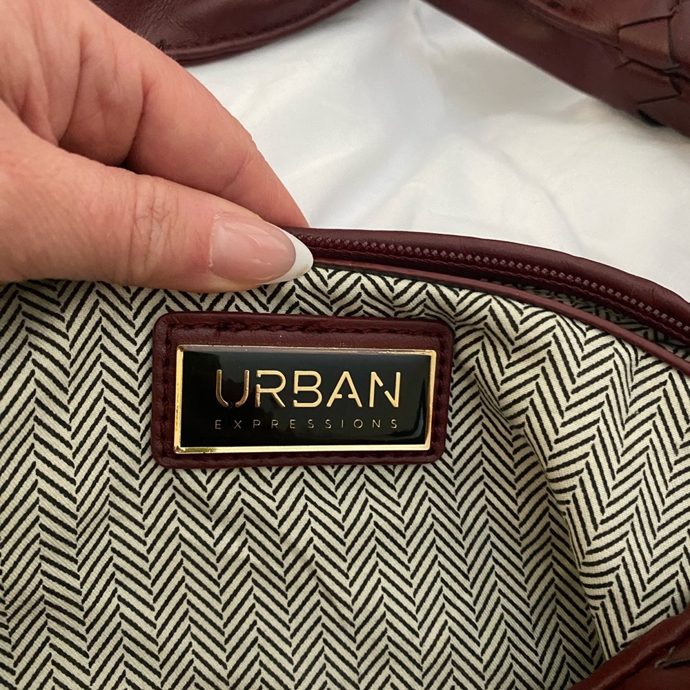Vici Burgundy Woven Hobo Bag - Picture 2 of 3